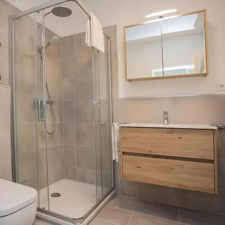 Welcome In - In In Den Bergen, Direkt An Der Piste