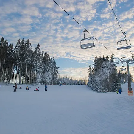 Welcome In - In In Den Bergen, Direkt An Der Piste Winterberg