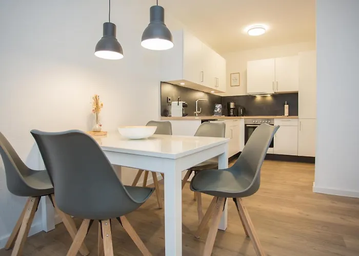 Welcome In - In In De Bergen, Direct Aan De Piste