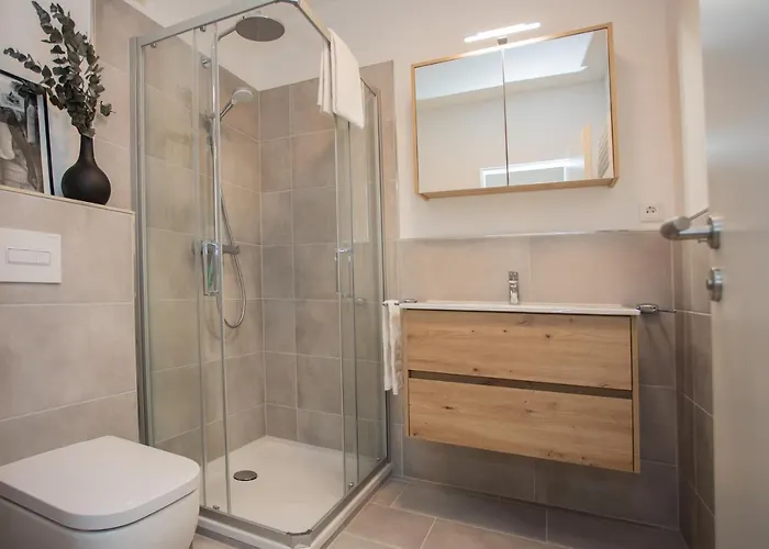 Welcome In - In In De Bergen, Direct Aan De Piste